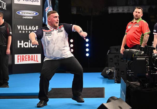 14 06 2026, xhbx, Dart World Cup of Darts 2026, v l Luke Littler England , Jonny Clayton Wales , 170 Finish DFL DFB REGULATIONS PROHIBIT ANY USE OF PHOTOGRAPHS as IMAGE SEQUENCES and or QUASI VIDEO Frankfurt