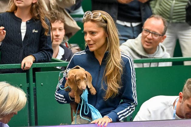 Sophia Thomalla bei der Ehrung von Alexander Zverev auf dem Center Court in Halle Westfalen TERRA WORTMANN Open 2026, Tennis, ATP, Tennis Herren Tennis Herren 500, Turnier, Qualifikation, 14.06.2026, TERRA WORTMANN Open 2026, Tennis, ATP, Tennis Herren 500, Turnier, Qualifikation, 14.06.2026 Halle *** Sophia Thomalla honoring Alexander Zverev on the Center Court in Halle Westphalia TERRA WORTMANN Open 2026, Tennis, ATP, Tennis Men 500, Tournament, Qualification, 14 06 2026, TERRA WORTMANN Open 2026, Tennis, ATP, Tennis Men 500, Tournament, Qualification, 14 06 2026 Halle Copyright: xEibner-Pressefoto RobertxGertzenx EP_RGN