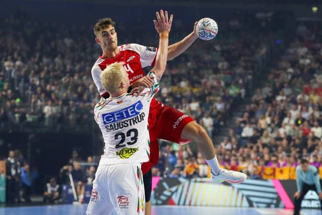 Cologne 14.06.2026. Pilka reczna EHF Liga Mistrzow sezon 2025 26 final4 mecz: Aalborg Handbold - SC Magdeburg --- Handball EHF Champions League season 2025 26 final4 match: Aalborg Handbold - SC Magdeburg nz Hoxer Mads Fot. Kacper Staniec NEWSPIX.PL --- newspix.pl 