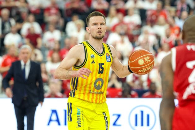 Martin Hermannsson Alba Berlin, 15 with ball, GER, FC Bayern Basketball vs Alba Berlin, Basketball, easycredit Basketball Bundesliga, Playoffs, Final, Game 2, Season 2025 2026, 14 06 2026, GER, FC Bayern Basketball vs Alba Berlin, Basketball, easycredit Basketball Bundesliga, Playoffs, Final, Game 2, Season 2025 2026, 14 06 2026 Muenchen Copyright: xEibner-Pressefoto JennixMaulx EP_JML