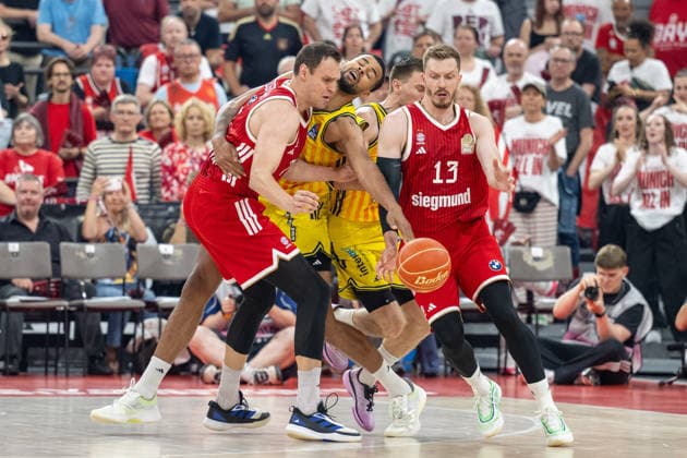 Johannes Voigtmann 7 FC Bayern Basketball in a duel with Norris Agbakoko 17 Alba Berlin , Andreas Obst 13 FC Bayern Basketball , FC Bayern Basketball vs Alba Berlin, BBL, Final 2, 14 06 2026 Munich Bavaria Germany Copyright: xkolbert-press UlrichxGamelx