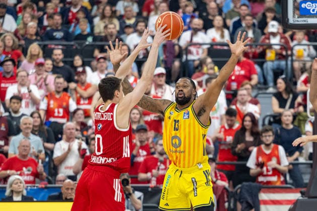 Neno Dimitrijevic 0 FC Bayern Basketball , J wan Roberts 13 Alba Berlin , FC Bayern Basketball vs Alba Berlin, BBL, Final 2, 14 06 2026 Munich Bavaria Germany Copyright: xkolbert-press UlrichxGamelx
