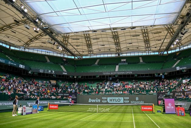heristo Arena, Center Court, view from the players perspective with closed roof TERRA WORTMANN Open 2026, Tennis, ATP, Tennis Men 500, Tournament, Qualification, 14 06 2026, TERRA WORTMANN Open 2026, Tennis, ATP, Tennis Men 500, Tournament, Qualification, 14 06 2026 Halle Copyright: xEibner-Pressefoto RobertxGertzenx EP_RGN