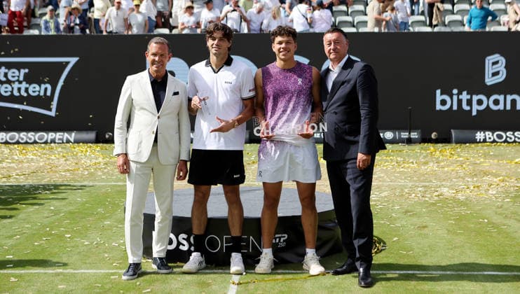 Stuttgart , Tennis , BOSS Open Final , f l Daniel Grieder Boss , Taylor Fritz, Ben Shelton, Tournament Director Edwin Weindorfer