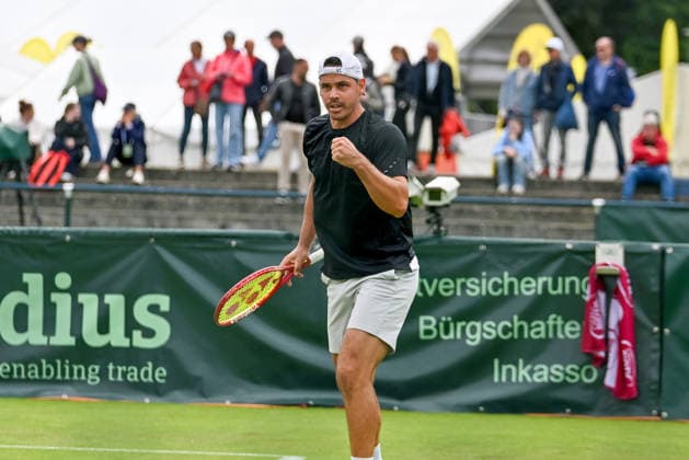 Alex Bolt Australia cheers TERRA WORTMANN Open 2026, Tennis, ATP, Tennis Men 500, Tournament, Qualification, 14 06 2026, TERRA WORTMANN Open 2026, Tennis, ATP, Tennis Men 500, Tournament, Qualification, 14 06 2026 Halle Copyright: xEibner-Pressefoto RobertxGertzenx EP_RGN