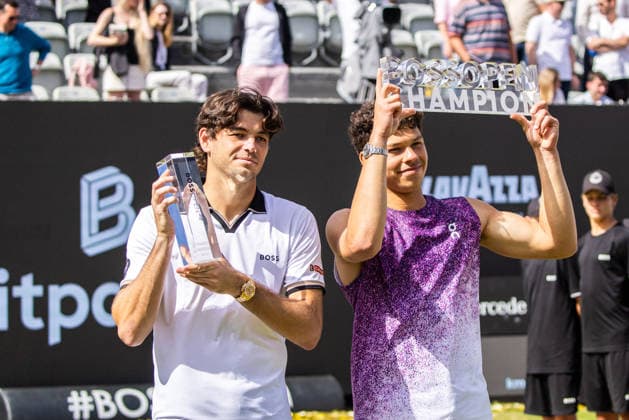 14 06 26 Boss Open Stuttgart Germany, Stuttgart, 14 06 2026, Tennis, Boss Open Stuttgart v l Taylor Fritz USA , Bens Shelton USA , Cheering, Award ceremony