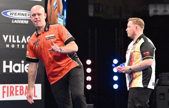 14 06 2026, xhbx, Dart World Cup of Darts 2026, v l Michael van Gerwen Netherlands , Martin Schindler Germany DFL DFB REGULATIONS PROHIBIT ANY USE OF PHOTOGRAPHS as IMAGE SEQUENCES and or QUASI VIDEO Frankfurt
