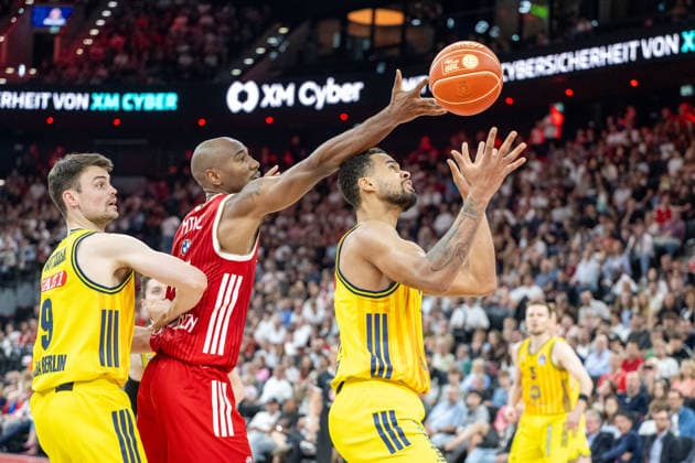 Jonas Mattisseck 9 Alba Berlin , Isiaha Mike 22 FC Bayern Basketball , Norris Agbakoko 17 Alba Berlin , FC Bayern Basketball vs Alba Berlin, BBL, Final 2, 14 06 2026 Munich Bavaria Germany Copyright: xkolbert-press UlrichxGamelx