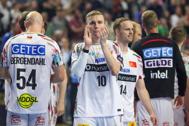 14 06 2026, xgox, Handball EHF Champions League match for 3rd place SC Magdeburg Aalborg Handbold v l Gisli Thorgeir Kristjansson Magdeburg, 10 Cheering for the win, cheering after the end of the match Cologne