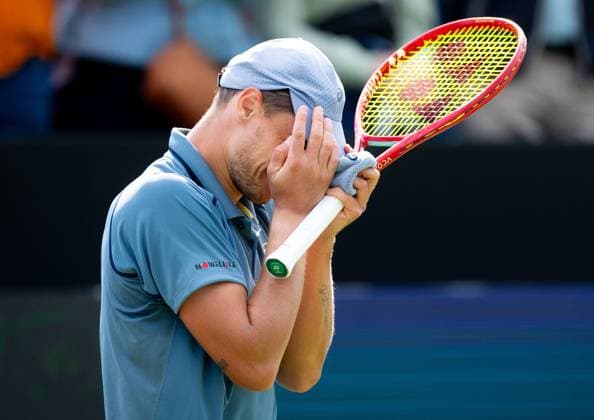 DEN BOSCH - Kamil Majchrzak (POL)(left) wins the ATP, Tennis Herren singles final against Alex de Minaur (AUS) at the 2026 LibÃ ma Open. The combined ATP WTA, Tennis Damen tournament is being held on the grounds of the former Autotron car theme park. IRIS VAN DEN BROEK ANP xVIxANPxSportx xxANPxIVx 560997604 originalFilename: 560997604.jpg