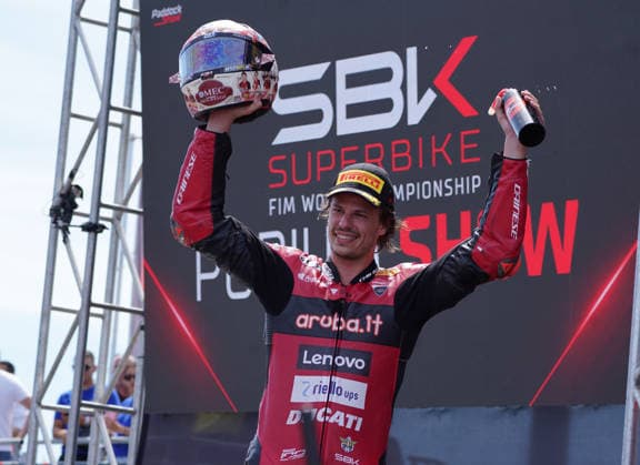 Foto Alessandro La Rocca LaPresse 14-06-2026, Misano World Circuit Marco Simoncelli Motociclismo-WSBK Fim Superbike World Championship, WM, Weltmeisterschaft Pirelli Emilia Romagna Round 12-14-June 2026 Gara 2 nella foto:NicolÃ² Bulega 1 cl- Ducati Panigale- Aruba.it Racing Photo Alessandro La Rocca LaPresse 2025 14 june, Misano World Circuit Marco Simoncelli Sport- Motorcycling - WSBK Fim Superbike World Championship-Pirelli Emilia Romagna Round-12-14-June 2026- Race 2 in the photo:NicolÃ² Bulega 1 cl- Ducati Panigale- Aruba.it Racing  Copyright: x AlessandroxLaxRoccax-xLaPressex