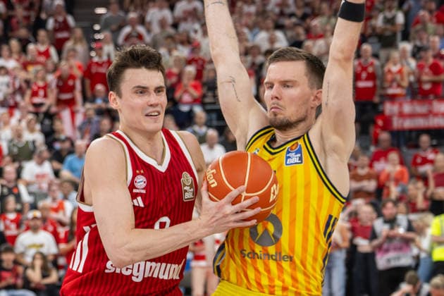 Neno Dimitrijevic 0 FC Bayern Basketball in duel with Martin Hermannsson 15 Alba Berlin , FC Bayern Basketball vs Alba Berlin, BBL, Final 2, 14 06 2026 Munich Bavaria Germany Copyright: xkolbert-press UlrichxGamelx