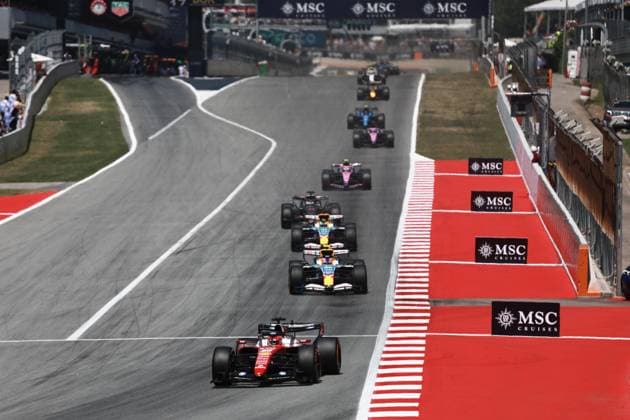 16 LECLERC Charles mco , Scuderia Ferrari SF 26, action during the Formula 1 Barcelona Catalunya Grand Prix 2026, 7th round of the 2026 Formula One World Championship from June 12 to 14, 2026 on the Circuit de Barcelona Catalunya, in Montmelo, Spain Photo Hoch Zwei Montmelo Spain