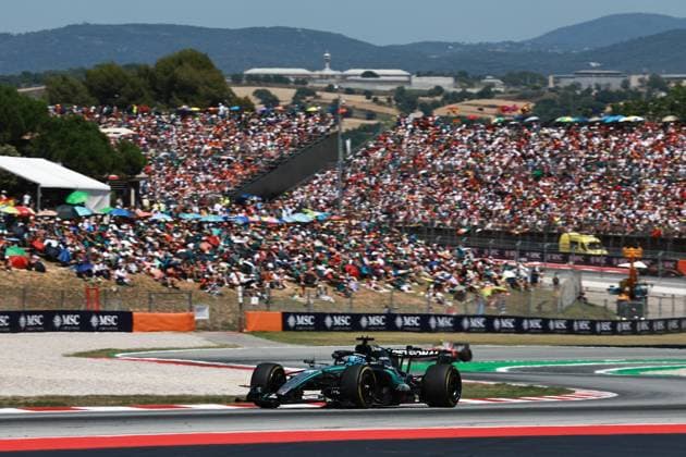 63 RUSSELL George gbr , Mercedes AMG F1 Team W17, action during the Formula 1 Barcelona Catalunya Grand Prix 2026, 7th round of the 2026 Formula One World Championship from June 12 to 14, 2026 on the Circuit de Barcelona Catalunya, in Montmelo, Spain Photo Hoch Zwei Montmelo Spain