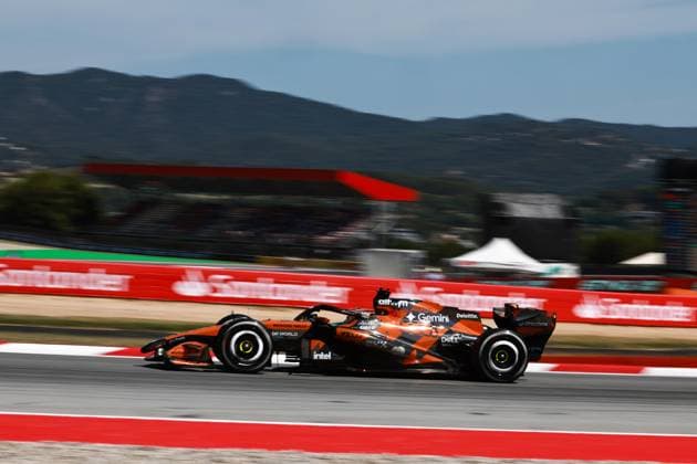 81 PIASTRI Oscar from , McLaren F1 Team MCL40, action during the Formula 1 Barcelona Catalunya Grand Prix 2026, 7th round of the 2026 Formula One World Championship from June 12 to 14, 2026 on the Circuit de Barcelona Catalunya, in Montmelo, Spain Photo Hoch Zwei Montmelo Spain
