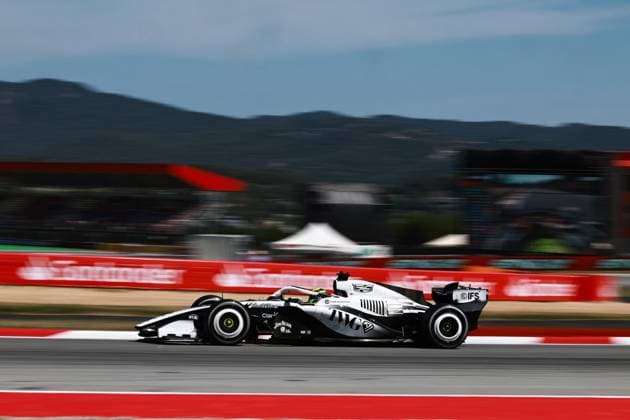 11 PEREZ Sergio mex , Cadillac F1 Team MAC 26, action during the Formula 1 Barcelona Catalunya Grand Prix 2026, 7th round of the 2026 Formula One World Championship from June 12 to 14, 2026 on the Circuit de Barcelona Catalunya, in Montmelo, Spain Photo Hoch Zwei Montmelo Spain