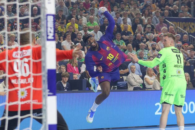 14 06 2026, xtgx, Handball, EHF Champions League Final, FC Barcelona Füchse Berlin v l Dika Mem Barcelona, 10 throws goal, Torschuetze, scores goal, Treffer, scores the goal Koeln