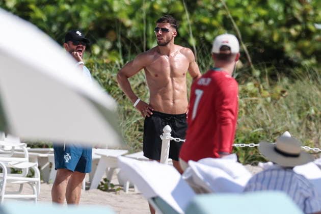 FIFA World Cup, WM, Weltmeisterschaft, Fussball 2026 - Portugal team players in Palm Beach Portugal soccer player Ruben Dias enjoys the beach at the Four Seasons Palm Beach Hotel, in the FIFA World Cup 2026 in Palm Beach, Florida, USA, 14 June 2026. Palm Beach Florida United States  Copyright: xMIGUELxA.xLOPESx
