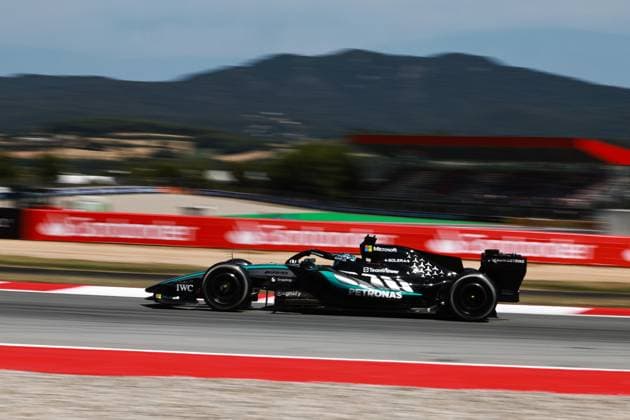 63 RUSSELL George gbr , Mercedes AMG F1 Team W17, action during the Formula 1 Barcelona Catalunya Grand Prix 2026, 7th round of the 2026 Formula One World Championship from June 12 to 14, 2026 on the Circuit de Barcelona Catalunya, in Montmelo, Spain Photo Hoch Zwei Montmelo Spain