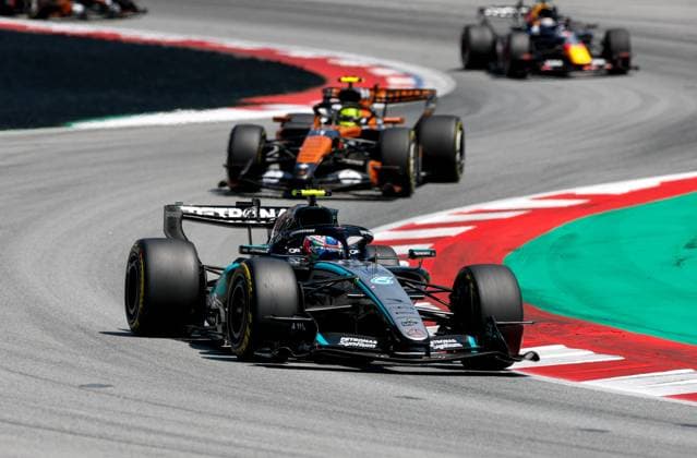 12 KIMI ANTONELLI Andrea ita , Mercedes AMG F1 Team W17, action during the Formula 1 Barcelona Catalunya Grand Prix 2026, 7th round of the 2026 Formula One World Championship from June 12 to 14, 2026 on the Circuit de Barcelona Catalunya, in Montmelo, Spain Photo Hoch Zwei Montmelo Spain