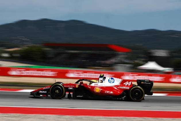 44 HAMILTON Lewis gbr , Scuderia Ferrari SF 26, action during the Formula 1 Barcelona Catalunya Grand Prix 2026, 7th round of the 2026 Formula One World Championship from June 12 to 14, 2026 on the Circuit de Barcelona Catalunya, in Montmelo, Spain Photo Hoch Zwei Montmelo Spain