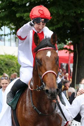 14 06 2026, Koeln, Nordrhein Westfalen, GER Englishman with Enzo Crublet after winning the 191 Union race Galopprennbahn Koeln Weidenpesch Horse, Jockey, Englishman, Crublet, Victory 260614S994KOELN JPG