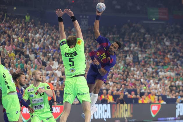 14 06 2026, xtgx, Handball, EHF Champions League Final, FC Barcelona Füchse Berlin v l Timothey N guessan N guessan, Barcelona, 19 throws goal, goal scorer, scores goal, scores the goal Koeln