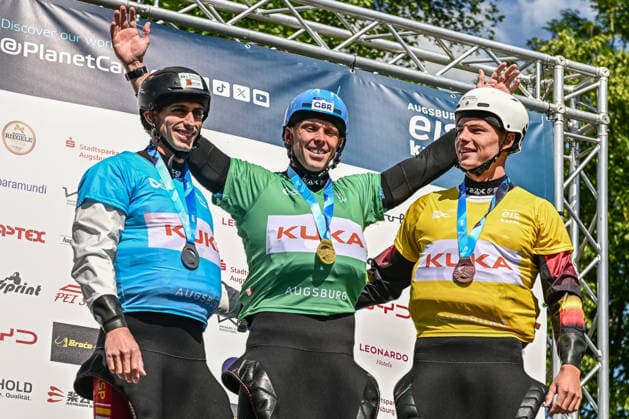 ICF Canoe Slalom World Cup 14 06 2026, Eis Kanal, Augsburg Winner Men™s Kayak Corss from left 2nd place David Llorente ESP , 1st place Joseph Clarke GBR , 3rd place Gabriel de Coster BEL , Augsburg, 14 06 2026 Canoe World Cup, Augsburg, Eis Kanal Copyright: xBEAUTIFULxSPORTS Märklx
