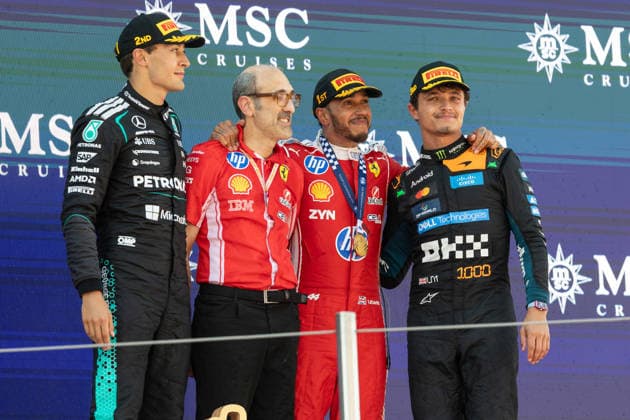 Foto IPP Enrico Schiavi Barcellona - Montmelò 14-06-2026 Formula 1 - F1 Gran Premio di Barcelona-Catalunya 2026 Gara nella foto: da sx. George Russell - Mercedes-AMG PETRONAS Formula One Team con Carlo Santi - Scuderia Ferrari HP, Lewis Hamilton - Scuderia Ferrari HP e Lando Norris - McLaren Mastercard F1 Team Barcellona - Montmelò italy SPAGNA ITALY  Copyright: xR4924_italyphotopressx