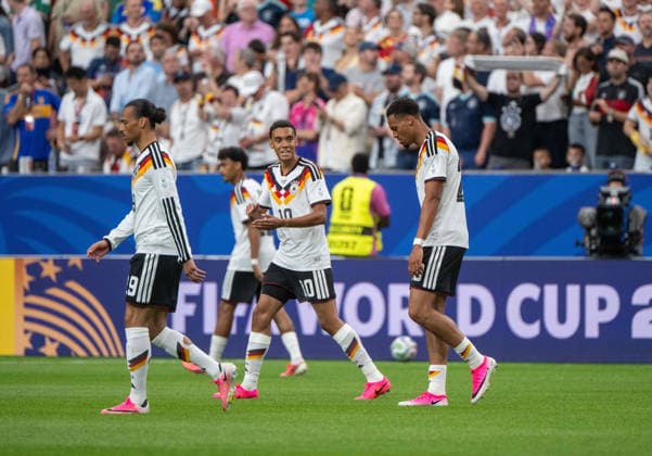 Soccer, Men, FIFA World Cup 2026 in Mexico, Canada and USA, Match in Houston Group E, Matchday 1 , Germany Curacao, f l Leroy Sane Germany , Jamal Musiala Germany , Felix Nmecha Germany , Cheering after scoring 1 0, 14 06 2026, Copyright: xMatthiasxKochx
