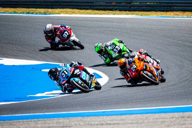 June 14, 2026, Cascais, Lisbon, Portugal: Riders in action during the FIM Moto3 Junior World Championship, WM, Weltmeisterschaft Race at Circuito Estoril on june 14, 2026 in Estoril,Cascais Portugal. Cascais Portugal - ZUMAr200 20260614_zsp_r200_067 Copyright: xNunoxReisinhox