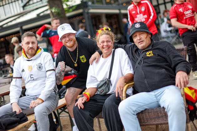 14 06 2026, Cologne, Public Viewing for the FIFA World Cup 2026, international match World Cup Germany Curacao, fans in the beer garden look forward to the game and cheer for the goal the victory of the German national team North Rhine-Westphalia Germany