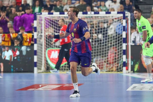 14 06 2026, xgox,Handball, EHF Champions League Final, FC Barcelona Fuechse Berlin v l Jonathan Carlsbogard Barcelona, 9 Jubel, Torjubel, jubelt ueber das Tor, celebrate the goal, celebration Koeln