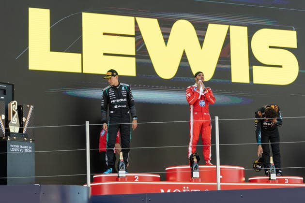 Foto IPP Enrico Schiavi Barcellona - Montmelò 14-06-2026 Formula 1 - F1 Gran Premio di Barcelona-Catalunya 2026 Gara nella foto: da sx. George Russell - Mercedes-AMG PETRONAS Formula One Team con Lewis Hamilton - Scuderia Ferrari HP e Lando Norris - McLaren Mastercard F1 Team Barcellona - Montmelò italy SPAGNA ITALY  Copyright: xR4924_italyphotopressx