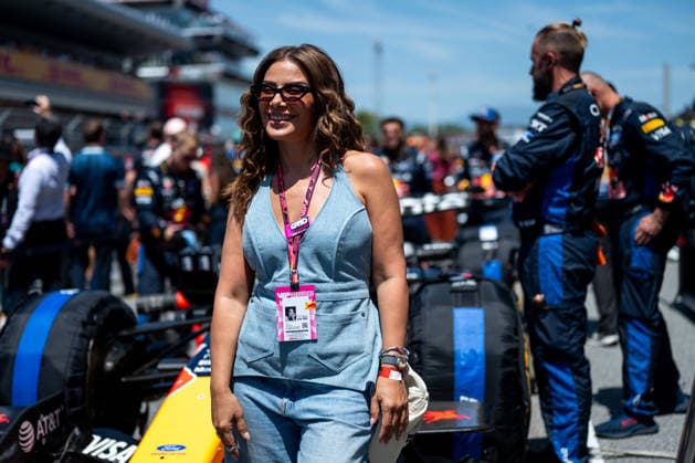 Saba Mubarak actress, Jordan on the grid, ESP, Formula 1 World Championship, Barcelona Catalunya Grand Prix, Circuit Barcelona Catalunya, race, 2026 season, 14 06 2026 ESP, Formula 1 World Championship, Barcelona Catalunya Grand Prix, Circuit Barcelona Catalunya, race, 2026 season, 14 06 2026 Barcelona Copyright: xEibner-Pressefoto Memmlerx EP_MMR