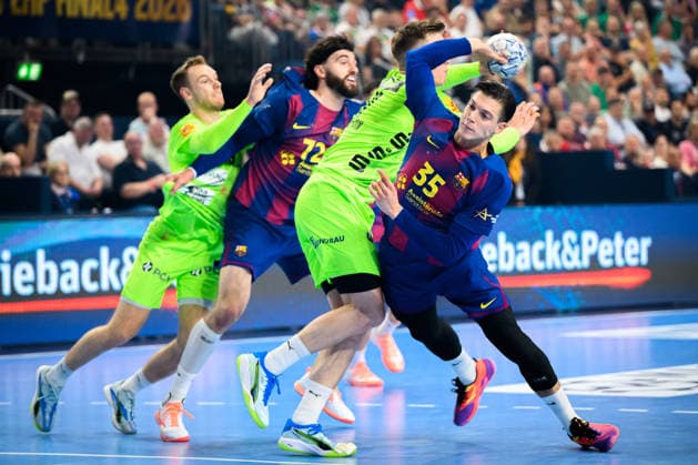 Cologne, Germany Handball EHF CL Final 4 Final Barca Fuechse Berlin from left Mathias Gidsel Berlin , Ludovic Fabregas Barcelona , Lasse Bredekjaer Andersson Berlin , Domen Makuc Barcelona Cologne Lanxess Arena Nordrhein Westfalen Germany