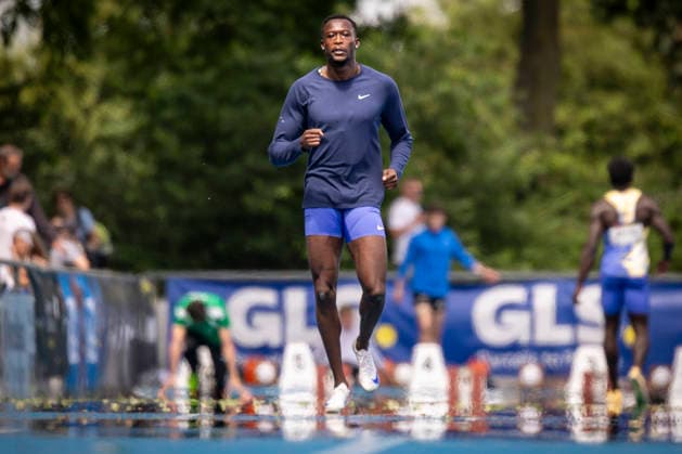 MANNHEIM, GERMANY - JUNE 14, 2026 : Owen Ansah (GER Hamburger SV) preparing for the men’s 100m during the Juniorengala 2026 at Michael-Hoffmann-Stadion on June 14, 2026 in Mannheim, Germany. Baden-Wuerttemberg Germany Copyright: xAxelxKohringx