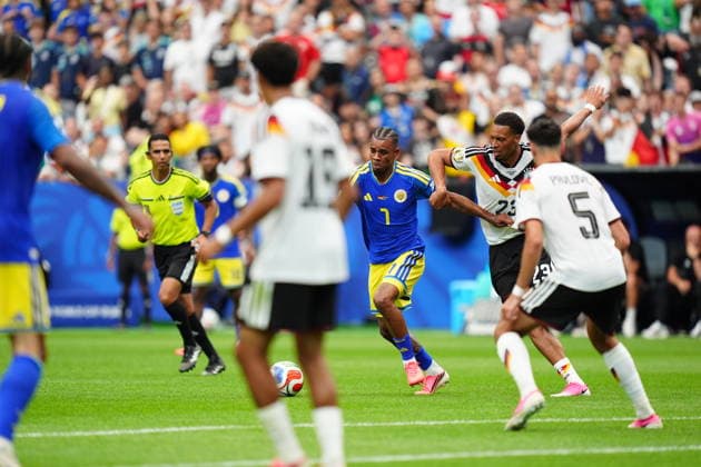 Germany v Curacao - FIFA World Cup, WM, Weltmeisterschaft, Fussball 2026 - Group E HOUSTON, UNITED STATES - JUNE 14: Felix Nmecha of Germany in action against Juninho Bacuna of Curacao during the 2026 FIFA World Cup First Stage Group E match between Germany and Curacao at NRG Stadium (Houston Stadium) in Houston, Texas, United States on June 14, 2026. Hakan Akgun Anadolu Texas United States. Editorial use only. Please get in touch for any other usage.  Copyright: x2026xAnadoluxHakanxAkgunx