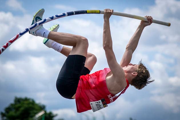MANNHEIM, GERMANY - JUNE 14, 2026 : Fynn Linus Fahrland (GER SC Potsdam e.V.) competing in the men’s U20 pole vault during the Juniorengala 2026 at Michael-Hoffmann-Stadion on June 14, 2026 in Mannheim, Germany. Baden-Wuerttemberg Germany Copyright: xAxelxKohringx