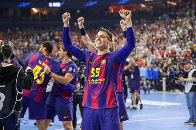 14 06 2026, xgox,Handball, EHF Champions League Final, FC Barcelona Fuechse Berlin v l Domen Makuc Barcelona, 35 cheering about the victory, cheering after the end of the match, wins the Champions League Cologne