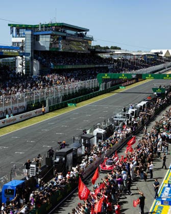 24 HEURES DU MANS 2026 - PODIUM 07 CONWAY Mike (gbr), KOBAYASHI Kamui (jpn), DE VRIES Nyck (nld), Toyota Racing, Toyota TR010 Hybrid 07, Hypercar, action celebration during the podium of the 24 Hours of Le Mans 2026, 3rd round of the 2026 FIA World Endurance Championship, on June 14, 2026 on the Circuit des 24 Heures du Mans in Le Mans, France -  Copyright: xGERMAINxHAZARDx