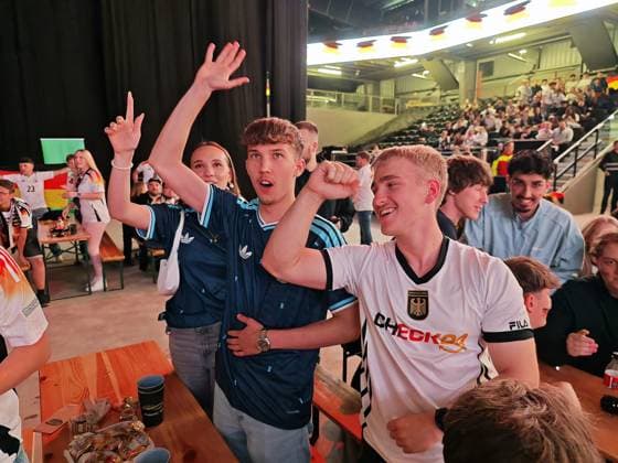 14 06 2026 xkhx Kassel Probonio Arena Public Viewing for the 2026 World Cup Germany vs Curacao Cheers for the 2 0 by Nico Schlotterbeck GER