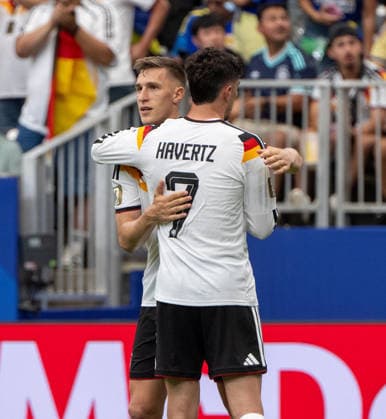 Soccer, Men, FIFA World Cup 2026 in Mexico, Canada and USA, Match in Houston Group E, Matchday 1 , Germany Curacao, f l Nico Schlotterbeck Germany , Kai Havertz Germany , Cheering after scoring 3 1, 14 06 2026, Copyright: xMatthiasxKochx