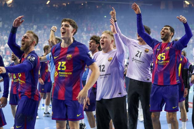 14 06 2026, xgox,Handball, EHF Champions League Final, FC Barcelona Fuechse Berlin v l Emil Nielsen Barcelona, 12 Celebrating the victory, cheering after the end of the match Cologne