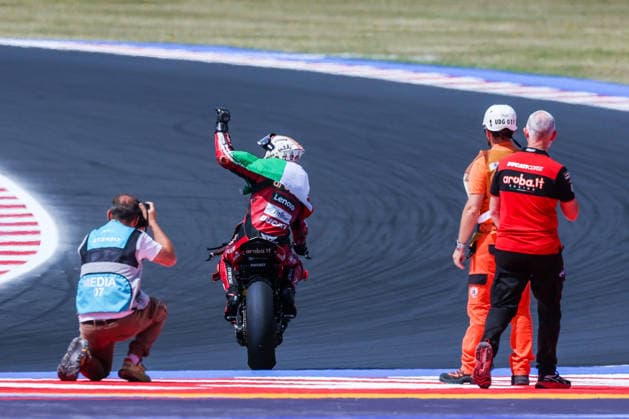 June 14, 2026, Misano Adriatico, Rimini, Italy: Nicolo Bulega of Aruba.it Racing - Ducati with Ducati Panigale V4R celebrate the victory in Superpole Race during FIM SBK Superbike World Championship, WM, Weltmeisterschaft Pirelli Emilia-Romagna Round 7 - Superpole Race at Misano World Circuit Marco Simoncelli in Misano Adriatico, Italy Misano Adriatico Italy - ZUMAs197 20260614_aaa_s197_128 Copyright: xFabrizioxCarabellix
