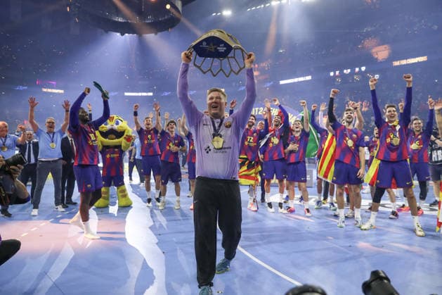 14 06 2026, xtgx, Handball, EHF Champions League Final, FC Barcelona Füchse Berlin v l Award Ceremony Cup Trophy Emil Nielsen Barcelona, 12 Celebrating the victory, cheering after the end of the game Cologne