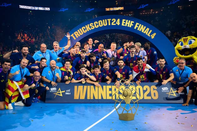 Cologne, Germany Handball EHF CL Final 4 Final Barca Fuechse Berlin the team of Barca, Winner photo, Cup, Winners, Final cheer Final cheer Emotion Joy Cologne Lanxess Arena North Rhine Westphalia Germany