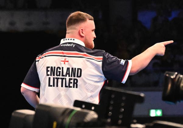 14 06 2026, xhbx, Dart World Cup of Darts 2026, v l Luke Littler England annoys the public DFL DFB REGULATIONS PROHIBIT ANY USE OF PHOTOGRAPHS as IMAGE SEQUENCES and or QUASI VIDEO Frankfurt