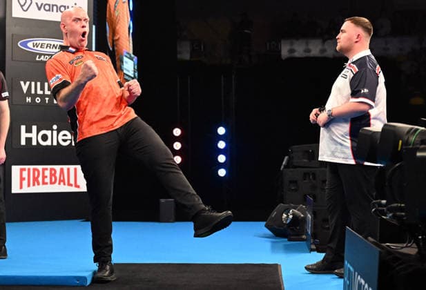 14 06 2026, xhbx, Dart World Cup of Darts 2026, v l Michael van Gerwen Netherlands , Luke Littler England DFL DFB REGULATIONS PROHIBIT ANY USE OF PHOTOGRAPHS as IMAGE SEQUENCES and or QUASI VIDEO Frankfurt