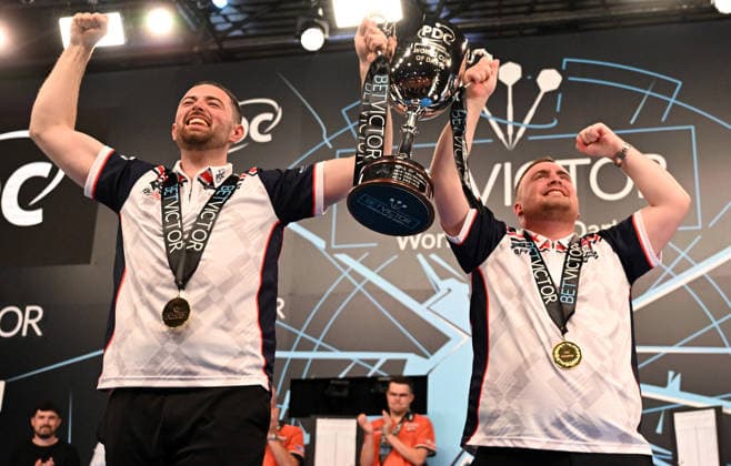14 06 2026, xhbx, Dart World Cup of Darts 2026, v l Luke Humphries England , Luke Littler England Award Ceremony, Cup DFL DFB REGULATIONS PROHIBIT ANY USE OF PHOTOGRAPHS as IMAGE SEQUENCES and or QUASI VIDEO Frankfurt